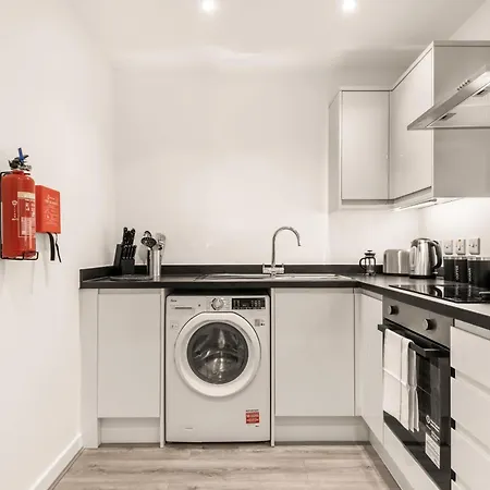 Apartment Bright & Contemporary 1 Bed In *